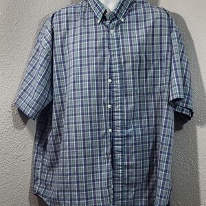 Men's Short-Sleeve Plaid Button-Down Shirt in Blue & Green